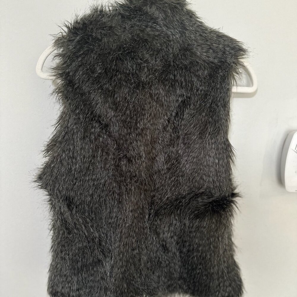 Ci Sono Fur Vest View 2